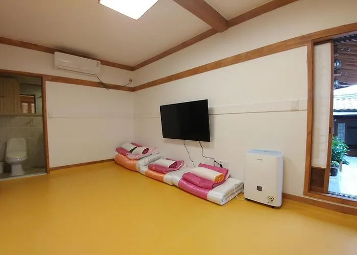 Gasthuis Sophia Hanok 3*