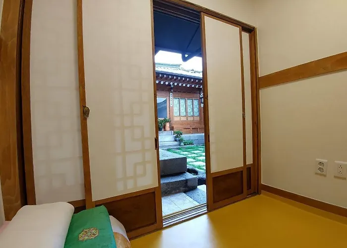 Sophia Hanok Guest house